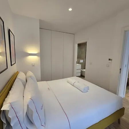 Апартаменти Inloveapartments - Luxury In Alfama