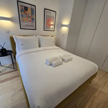 Апартаменти Inloveapartments - Luxury In Alfama